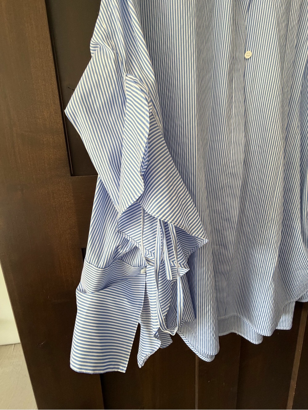 Trouvé NWT Blue White Striped Band Collar Blouse Ruffle Tie Sleeve Large - Picture 2 of 6